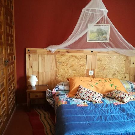 Hostal Del Tajo เปราเลโคส เด ลาสตรูชัส ภายนอก รูปภาพ